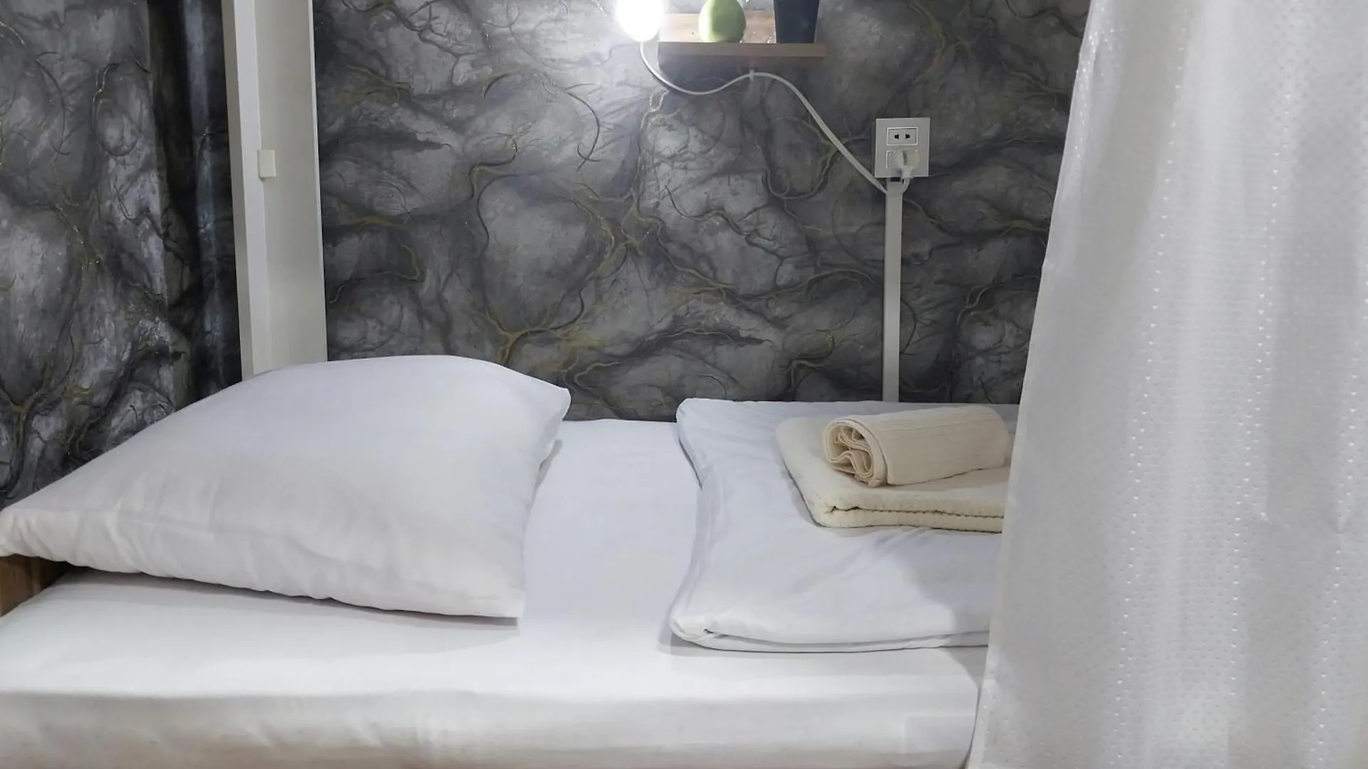 King Hostel Center Baku 0*,